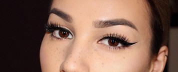 5 Different Ways to Get the Perfect Winged Liner