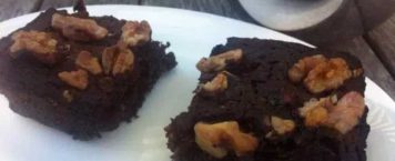 A Deliciously Healthy Brownie Recipe With a Surprise Ingredient!